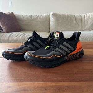 Men’s ultra boosts 9.5